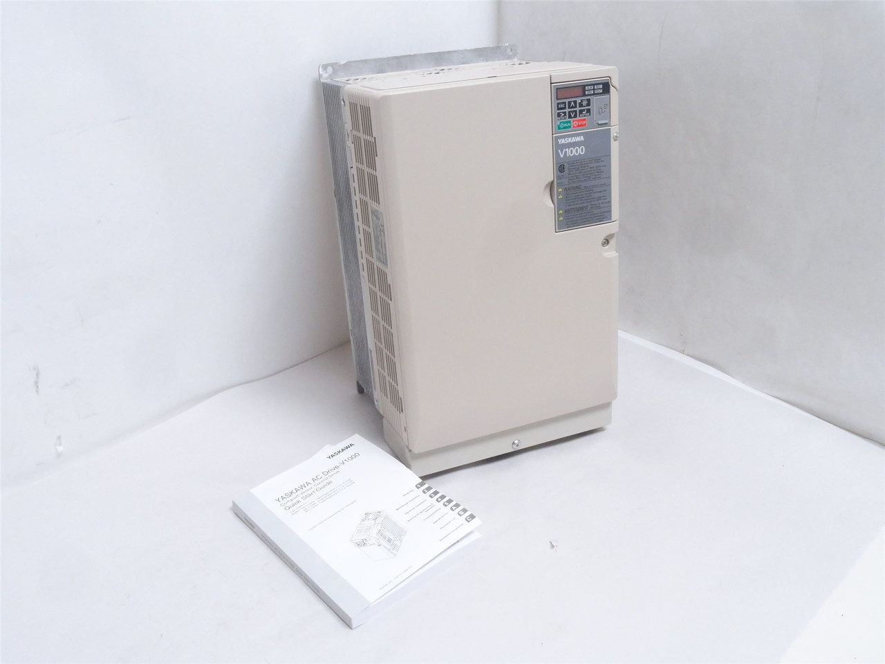 Yaskawa CIMR-VU2A0069FAA; AC Drive 25HP 240VAC In
