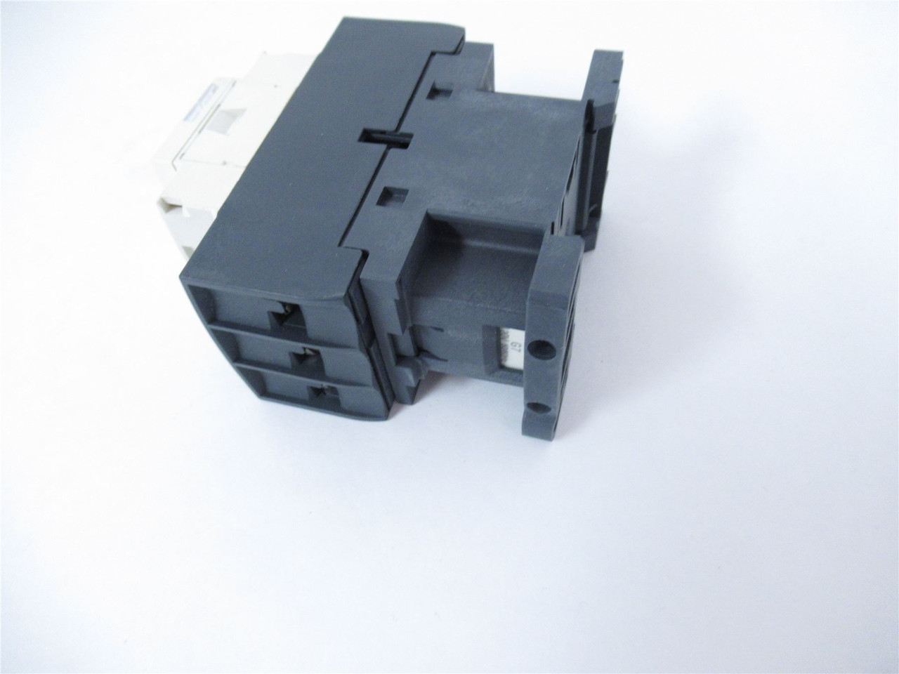 Schneider LC1D25G7; Contactor 25A 3P Coil 120VAC