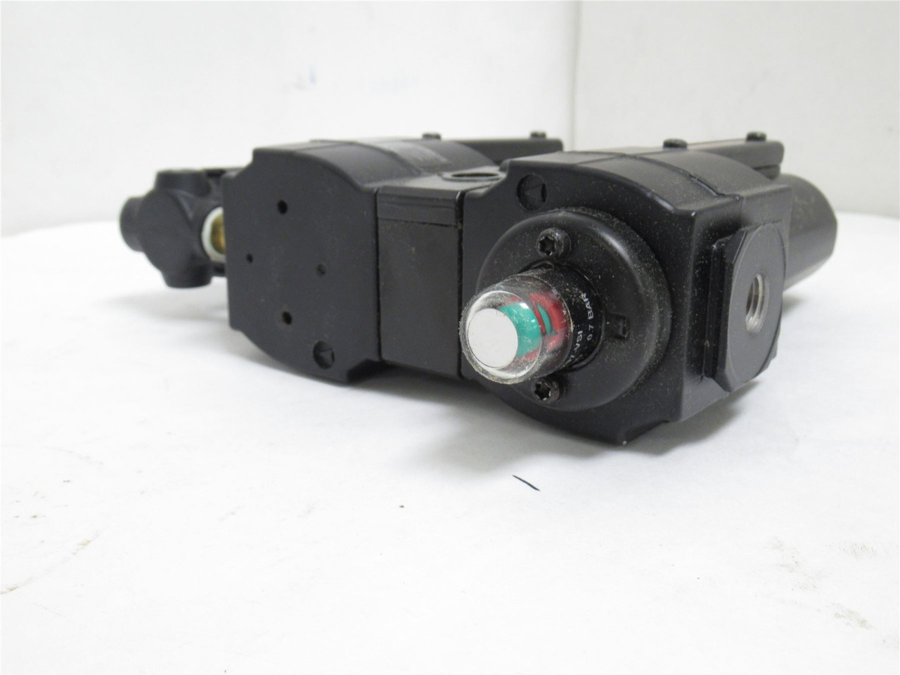 Videojet 370930; Pneumatic Filter-Regulator; 1/4NPT; 250PSI
