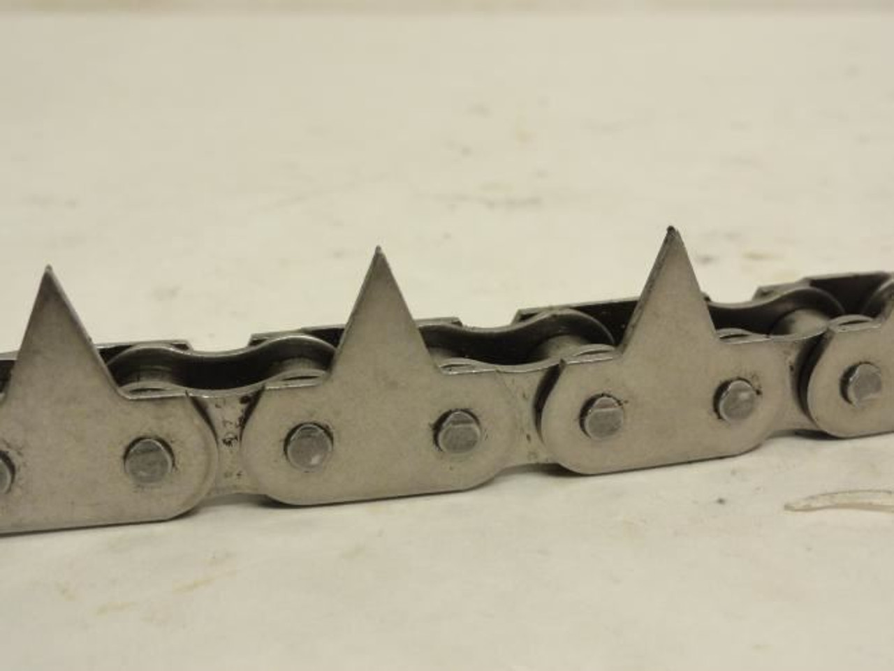MFG- E.03.000.009; Carrier Chain; SS; 6' Long W/Conn Link