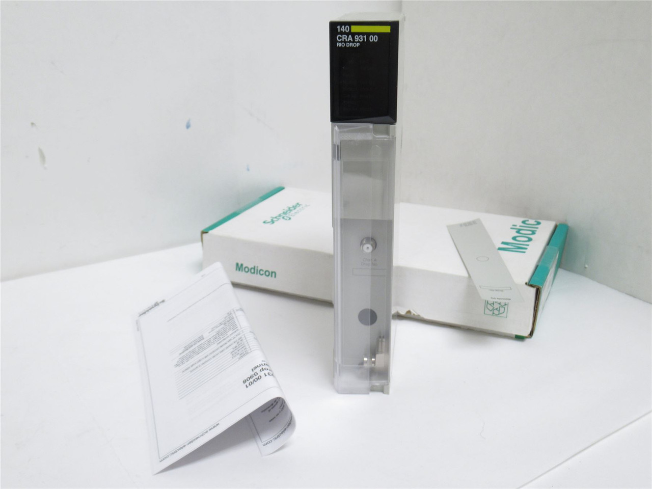 Schneider 140CRA93100; RIO Drop Adaptor Module