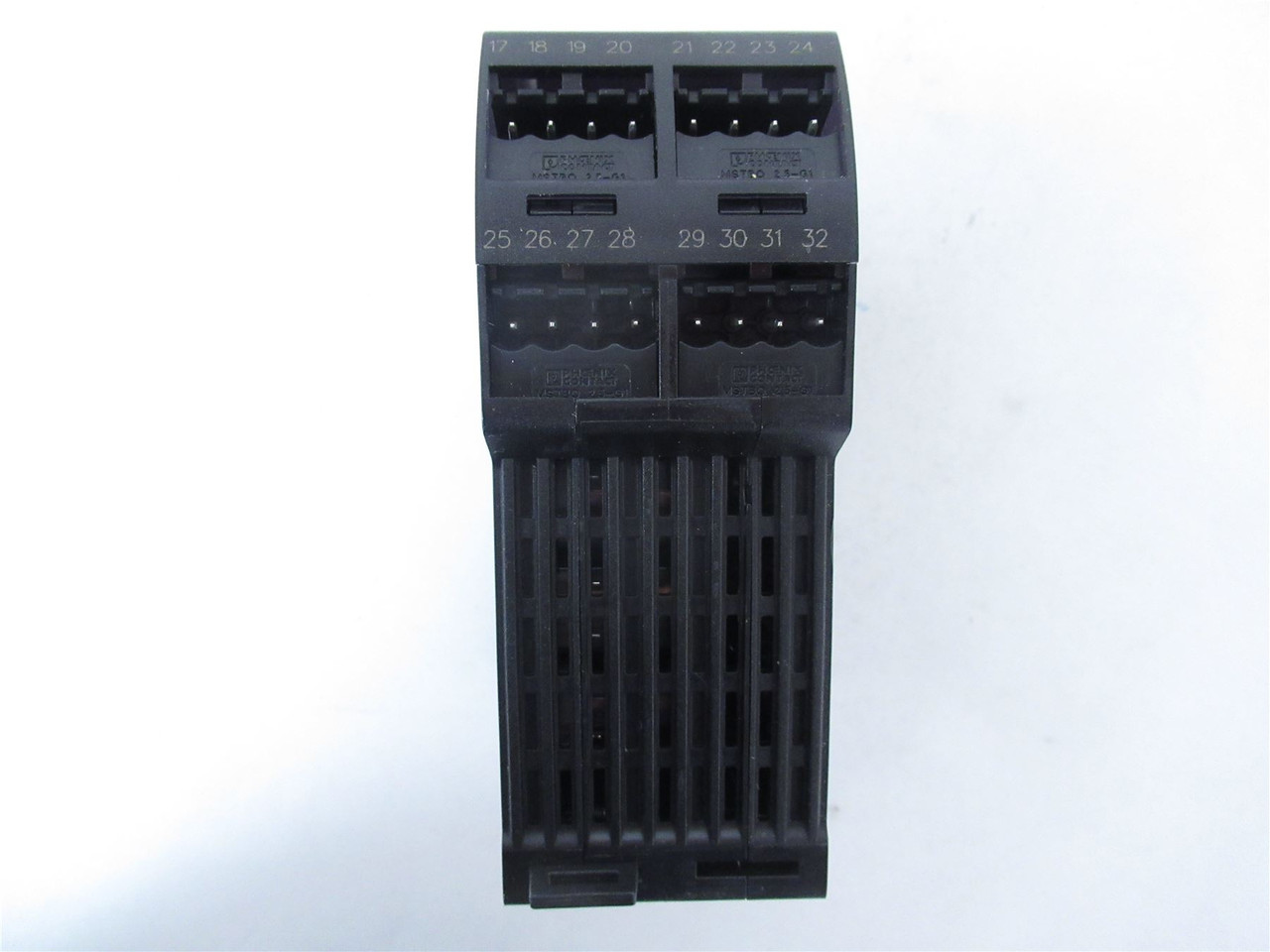 Elobau 471EFR3E14K0212;  Safety Control Relay ELOFLEX 24 VDC
