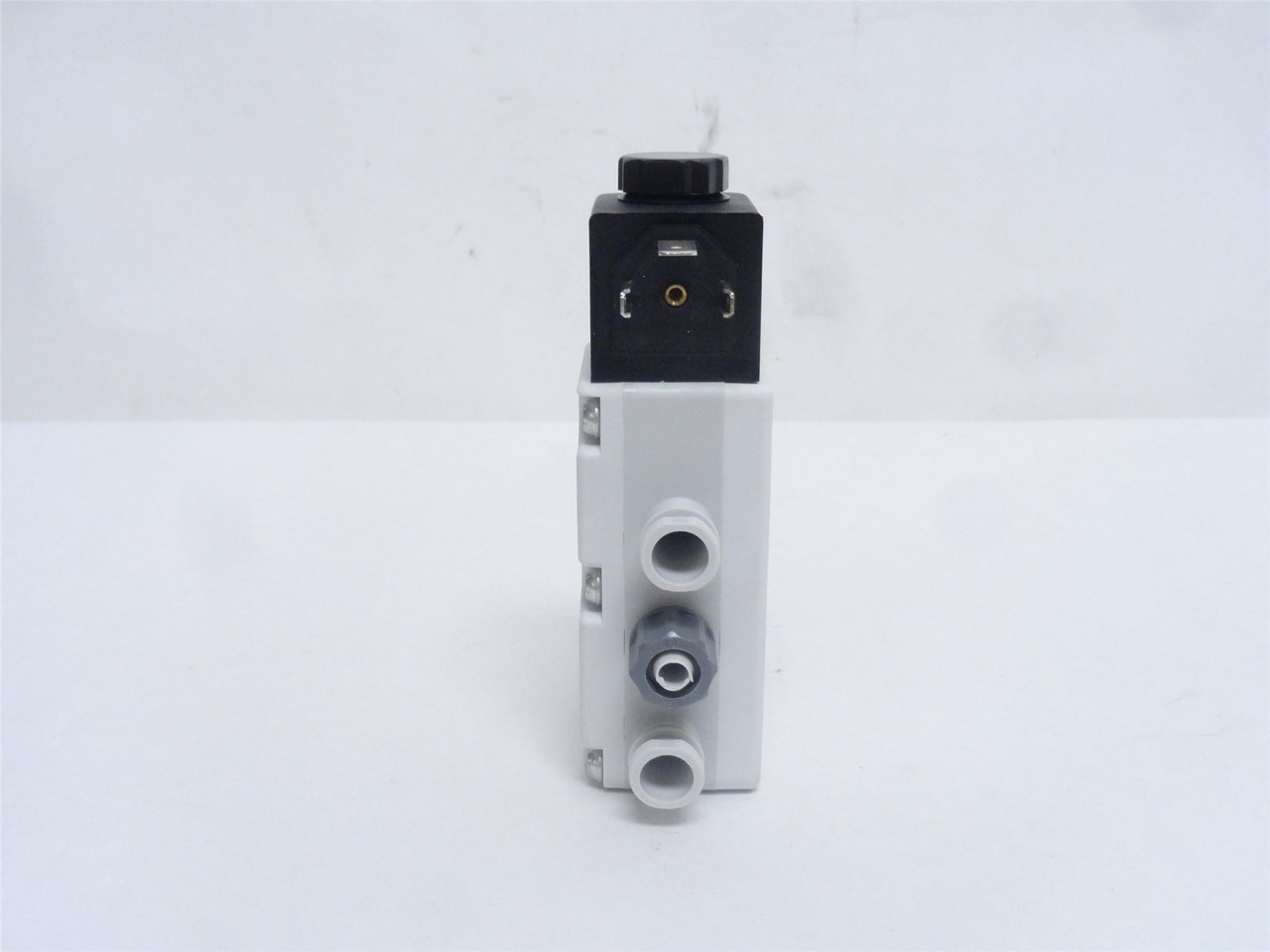 Aventics 5727495270; Air Solenoid Valve; 150PSI; 110/115VAC