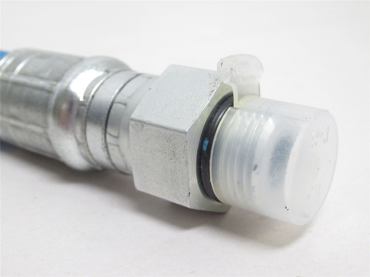 Eaton GH1958J08R0824; Hose; 24" Long; 1/2 BOSS x 1/2 Tube