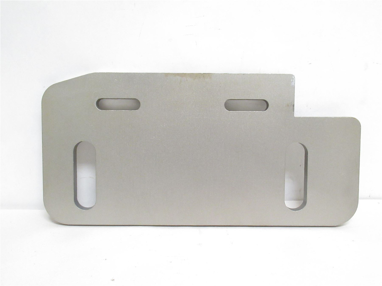 CM Process 100005287; Lifting Plate #47761-02-1