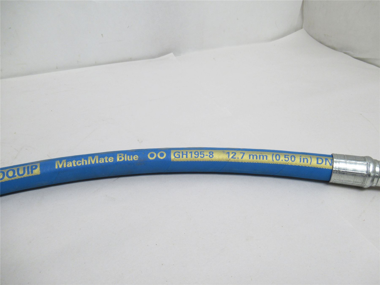 Eaton GH1958608R6824; Hose; 24" Long; 1/2 BOSS; 90Deg x 1/2npt