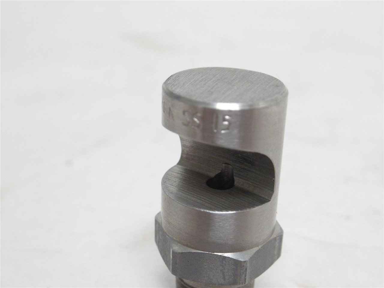 Spraying Systems 1/8KSS15; FloodJet Spray Nozzle; SS; 1/8NPT