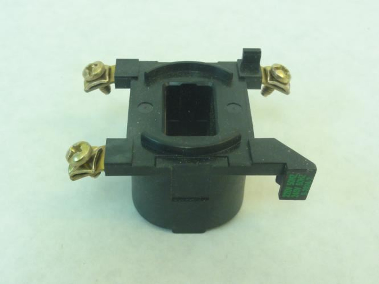 Cutler-Hammer 9-2824-2; Coil; 220/240V; 50/60HZ