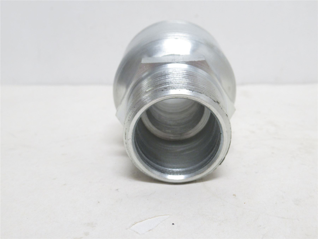 Eaton 20Z-120; Crimp Hose Fitting; 1-1/4NPT; 1-1/4" Hose