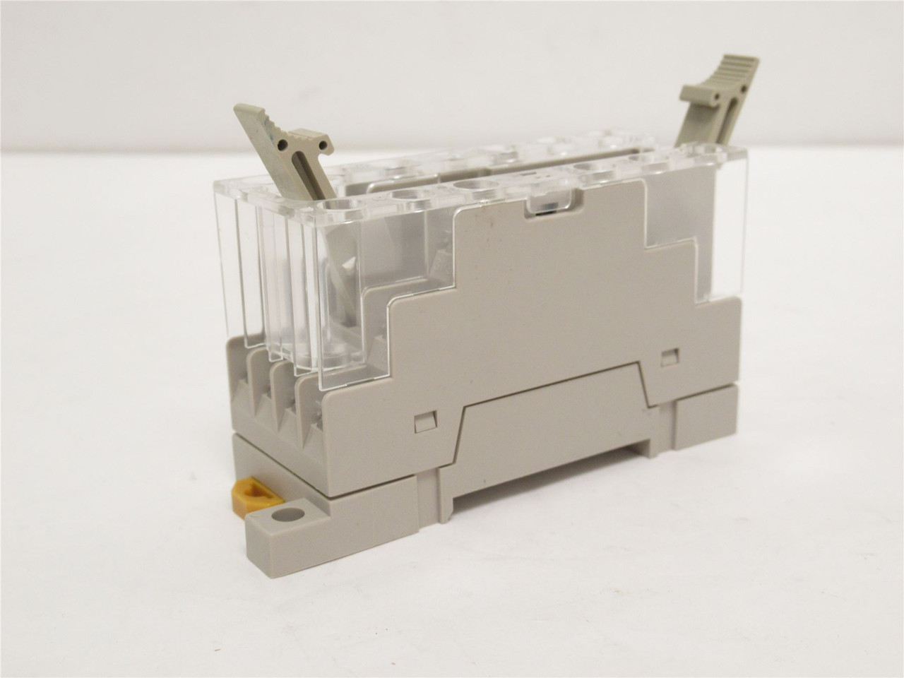 Omron P7SA-14F; Relay Socket; 6A; 250VAC; 6 Pole; Coil: 24VDC