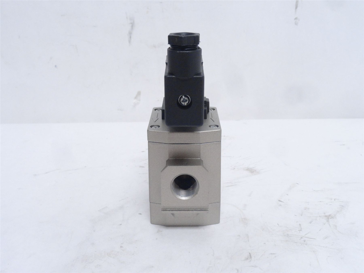 SMC AV3000-03-5DZ-R; Soft Start Up Valve; 0.2-1.0MPa; 21-26V