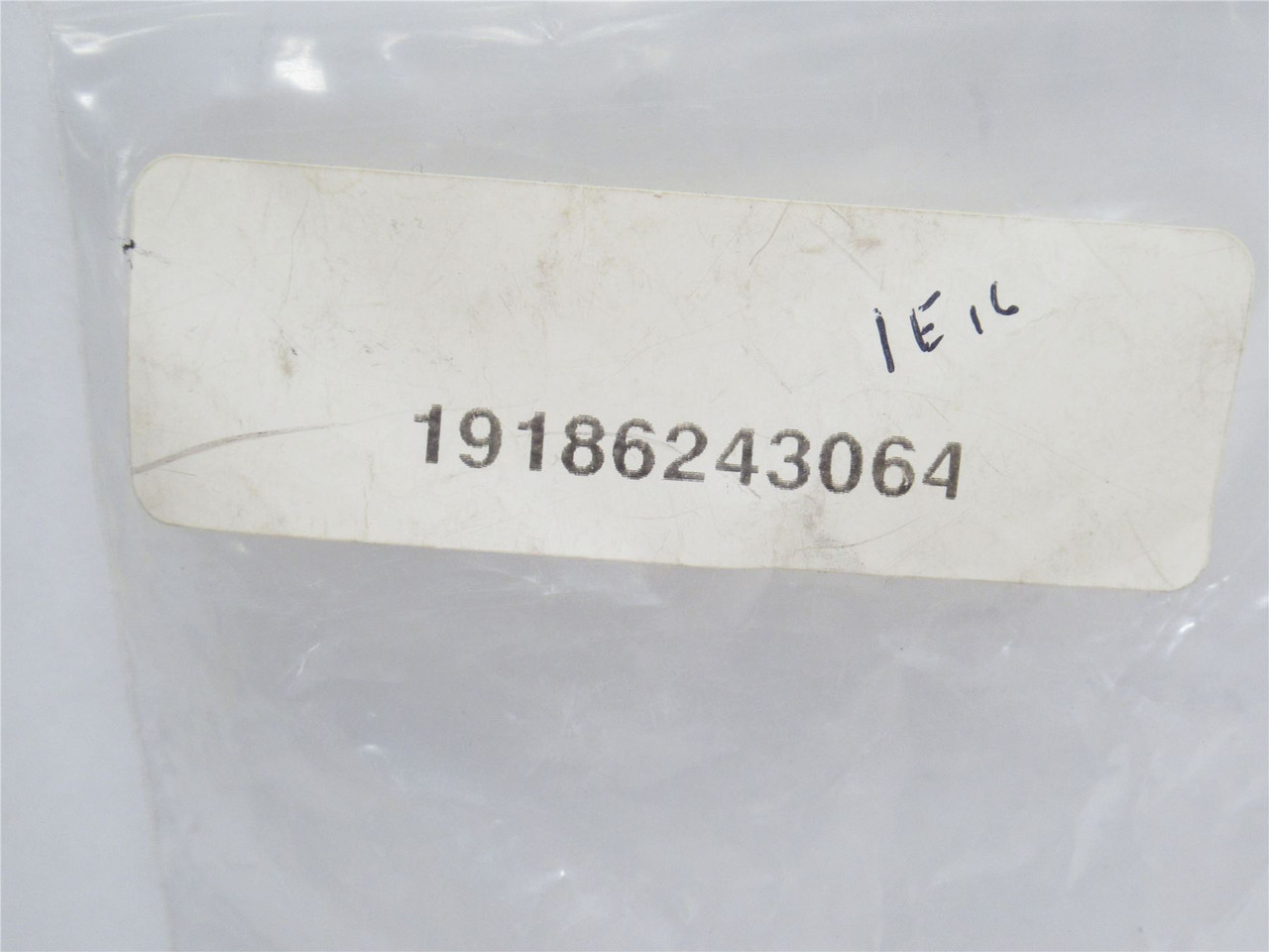 Multivac 19186243064; E-Stop Switch; 15 Amps; 250VAC