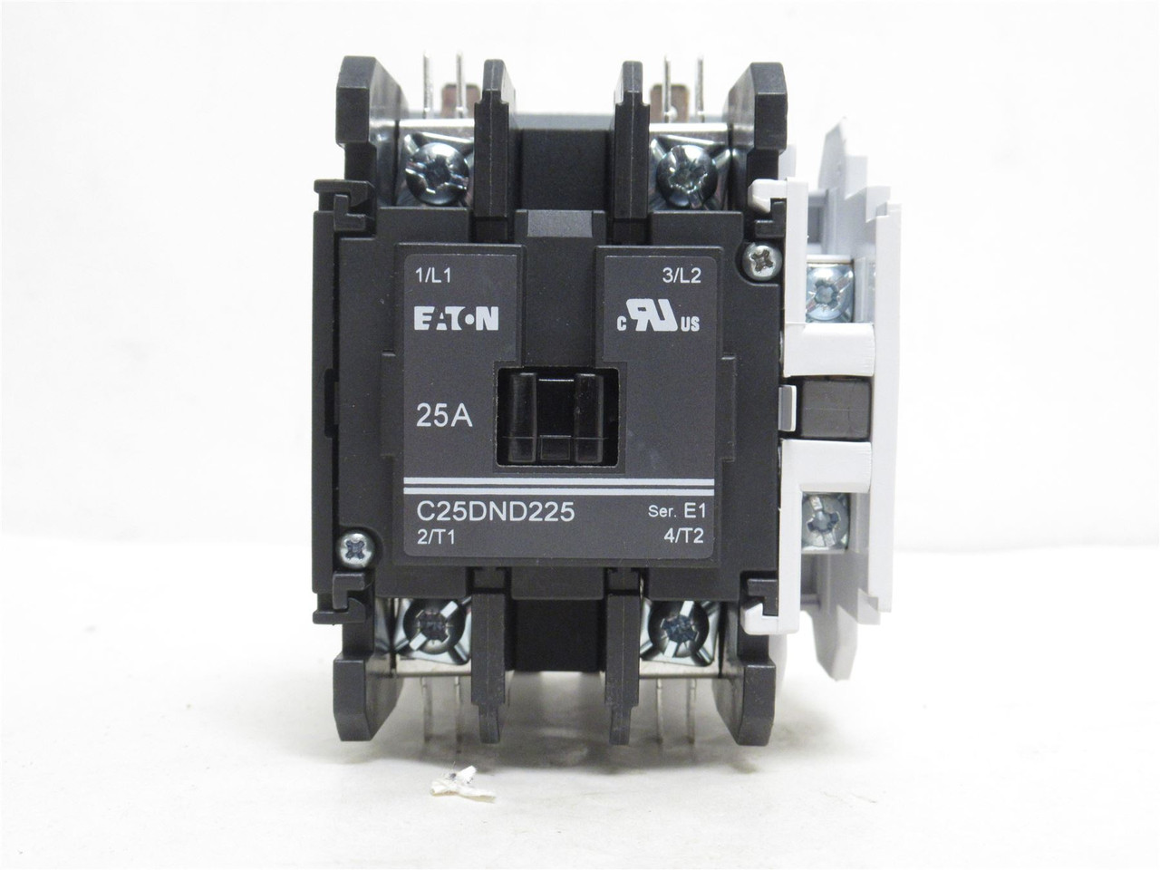 Eaton C25DND225AA; Contactor; 25A; 2P; 600VAC; Coil: 110/120V