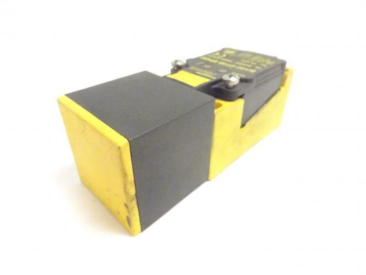 Turck Bi15U-CP40-VP4X2; Inductive Sensor; 10...65VDC 200mA