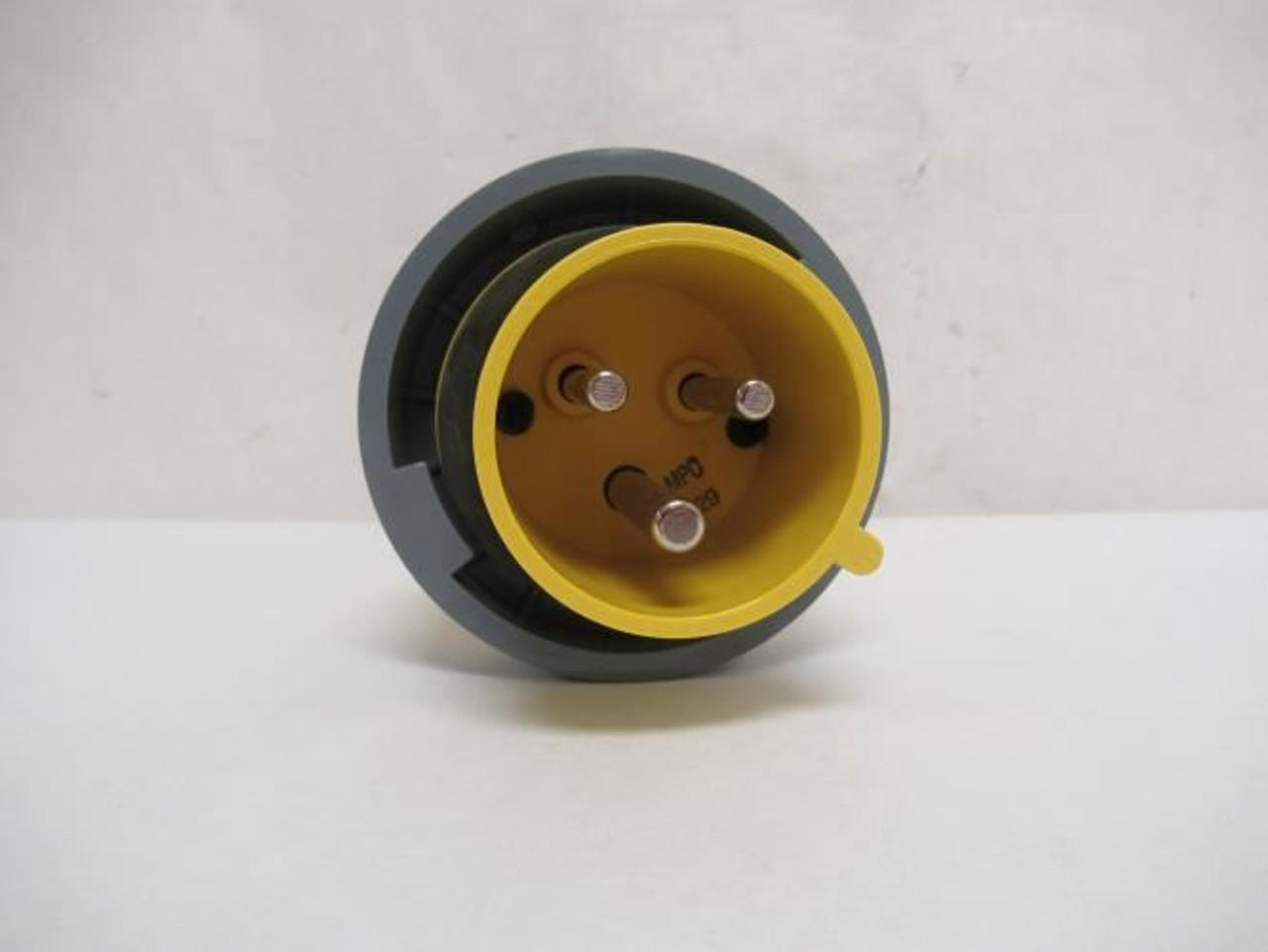 Mennekes ME 330P4W; Watertight Connector 30A; 125VAC; 1PH