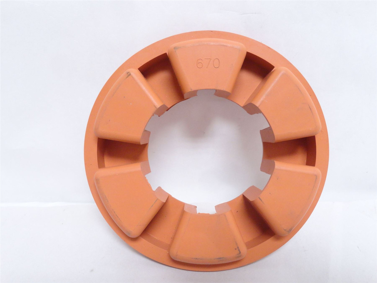 Magnaloy M670V8; Jaw Coupler Insert Size: 670
