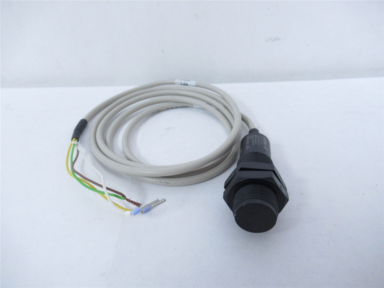 Elobau 120272; Proximity Sensor0.1 AMP19.2-28.8 VDC 3 1MCable