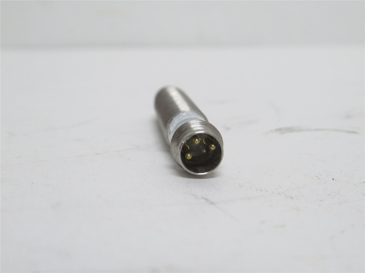 Eaton E57EAL8T110EN; Prox Sensor; 10-30VDC; 200mA; 1-NO; NPN