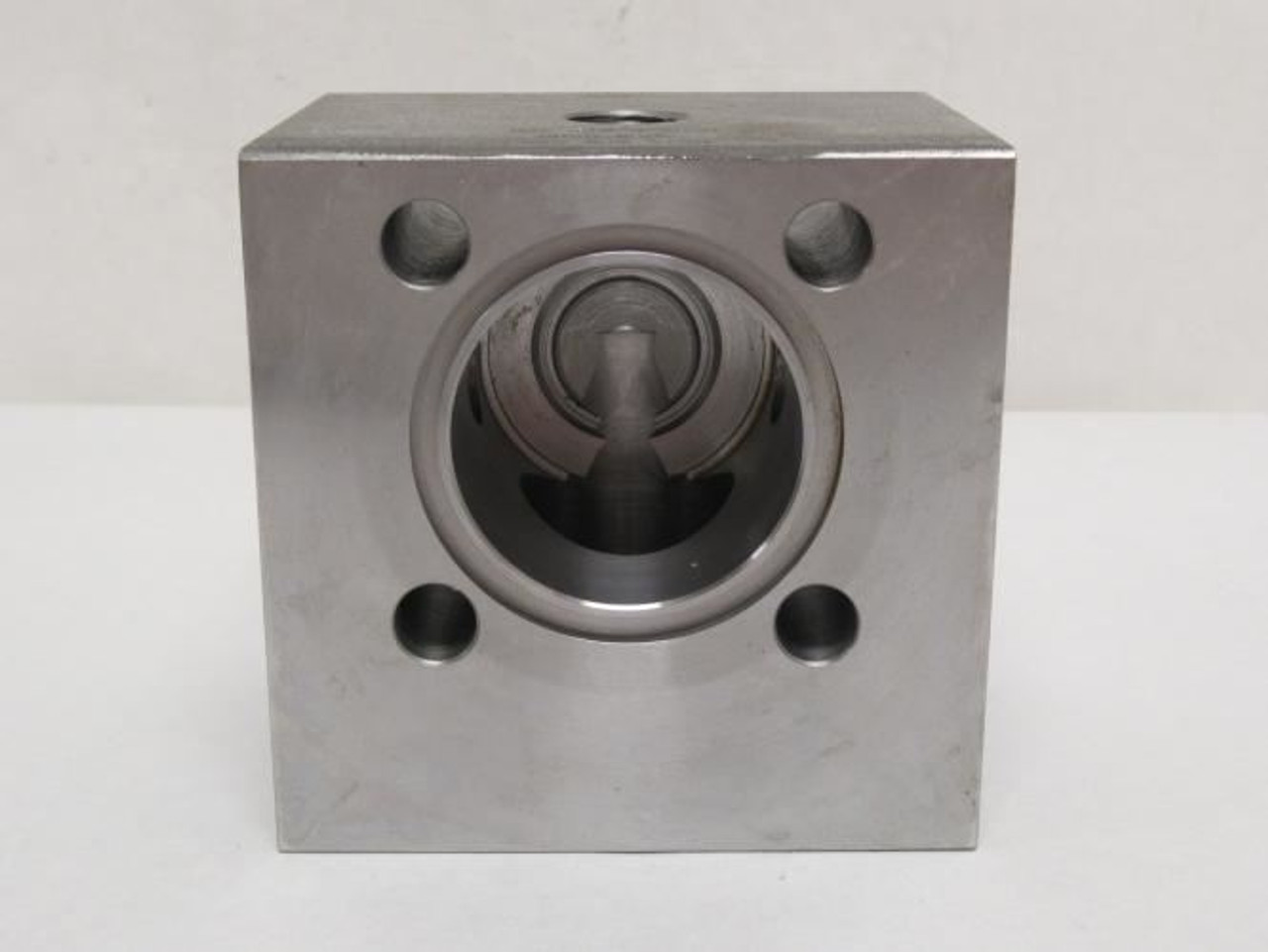 Main MFG G13032 STL 726; Hydraulic Valve Block