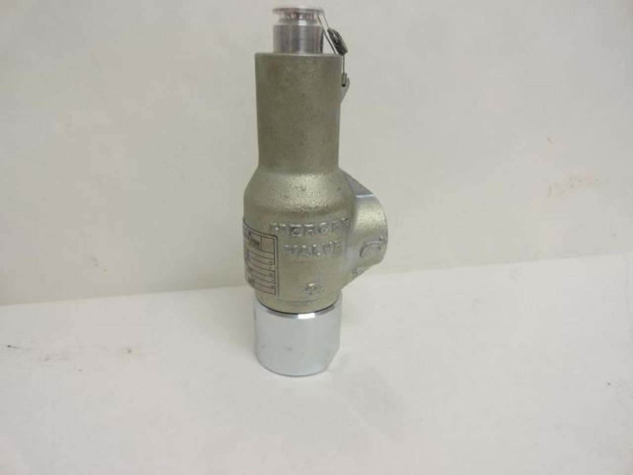 Mercer CRN 0G8841.5C; Pressure Relief Valve;1-1/2 NPT; 250PSI