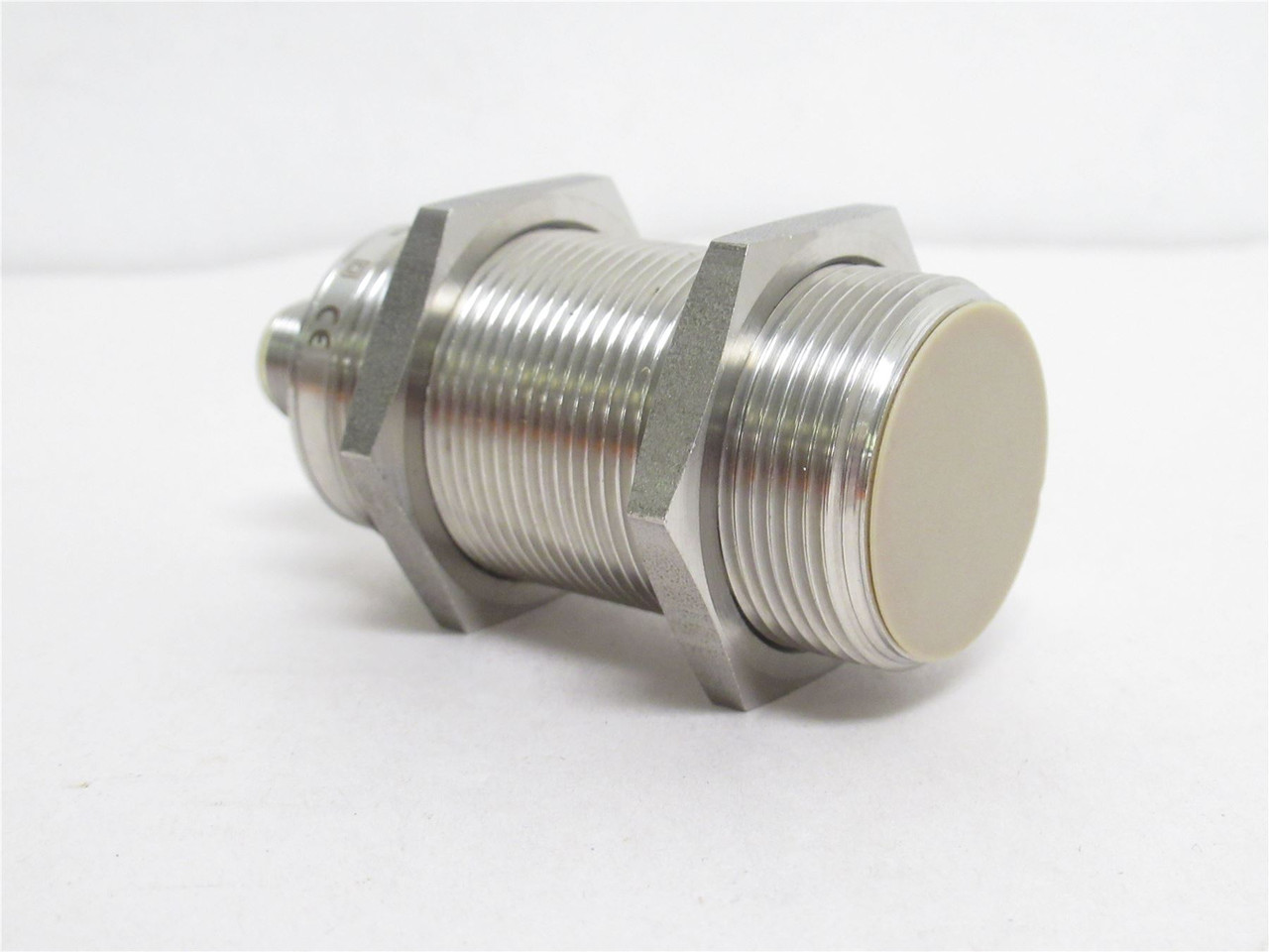 IFM IIK3015BAPKG/M/V4A/US104-DPO; Prox Sensor IIT218 10-30VDC