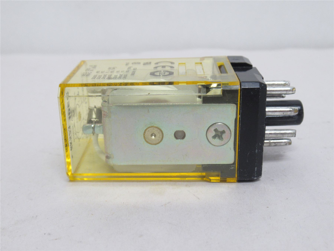 Idec RR2P-UAC24V; Power Relay; 120-240VAC; 10A; 24VAC Coil