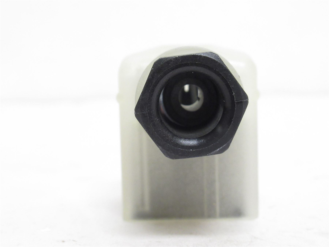 Burkert 315357; Connector; 90Deg; 12-24VDC; M16 x 1.5