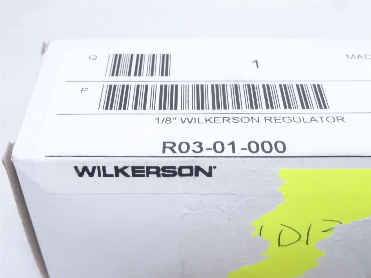 Wilkerson R03-01-000; Air Regulator; 1/8NPT; 300PSI; 13CFM