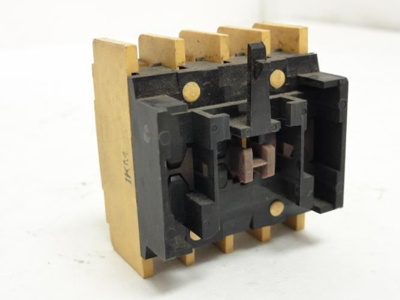 Allen-Bradley 195-FA22; Aux Contact Block 4P 10A 600VAC