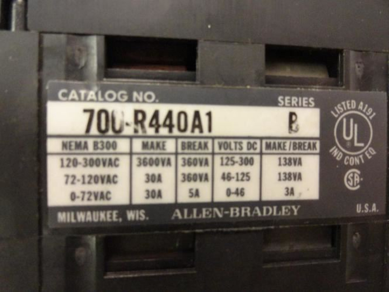 Allen-Bradley 700-R440A1; AC Relay; Only 2 Contacts Installed