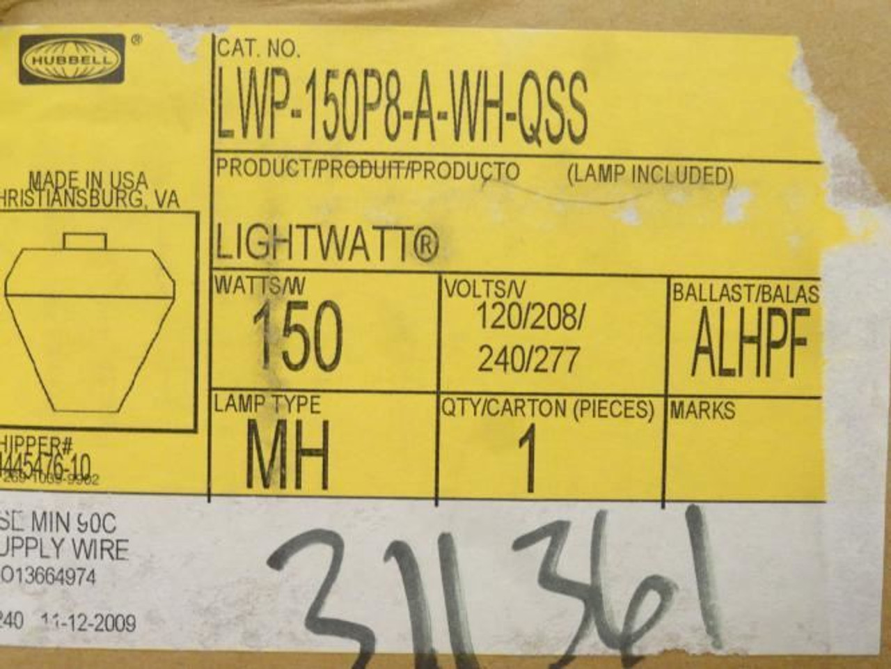 Hubbell LWP-150P8-A-WH-QSS; Pendant Mount w/Magnetic HID Ballast