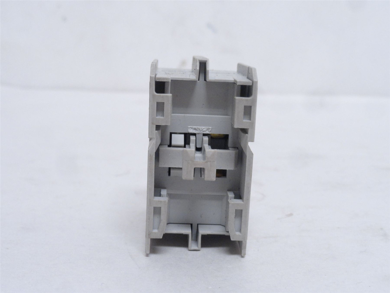 Allen-Bradley 100-FA11; Auxiliary Contact Block; 1-NO/1-NC