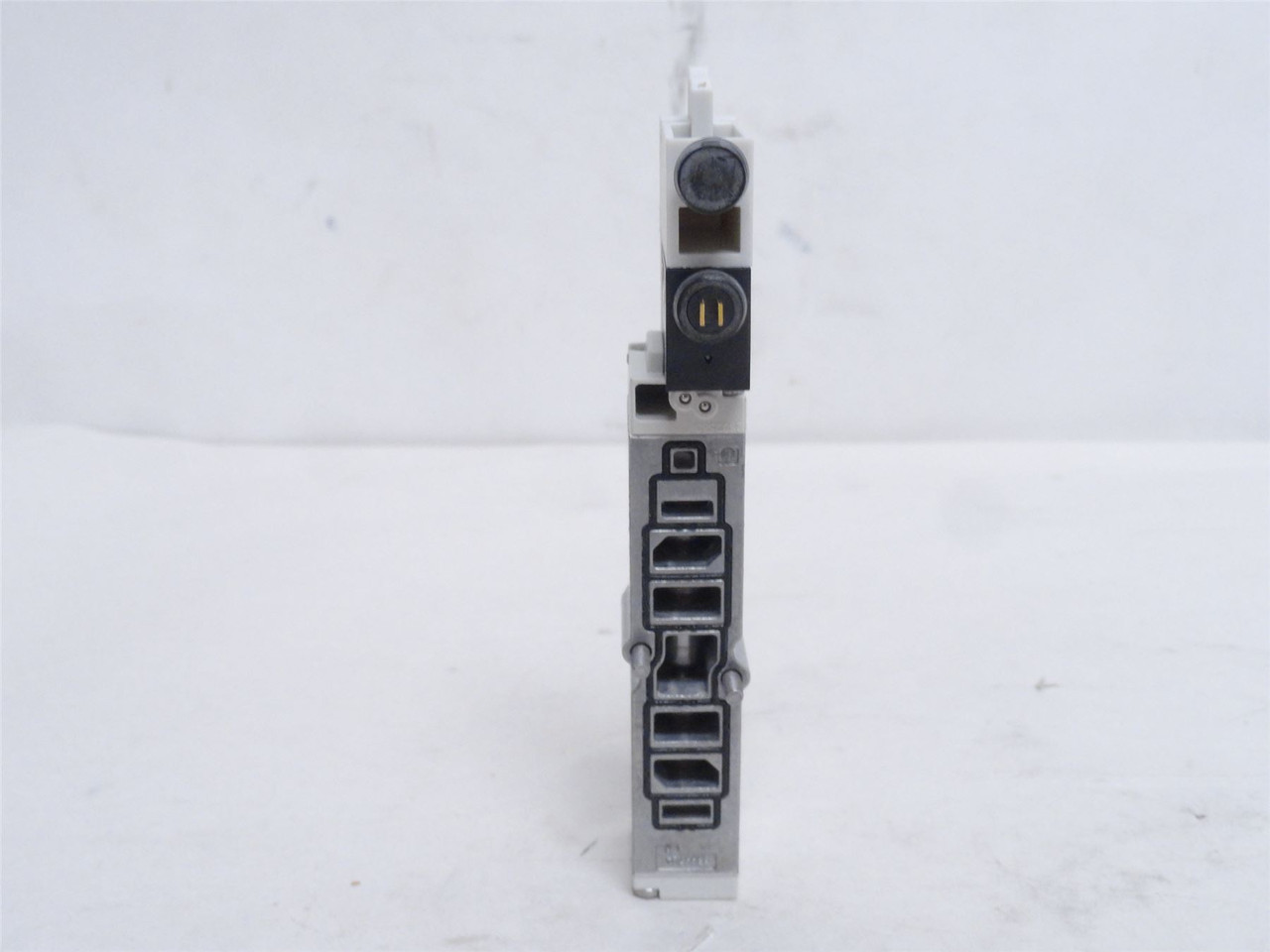 Festo VMPA14-M1HF-M-PI; Air Solenoid Valve 578806; 15VDC; 1MPa