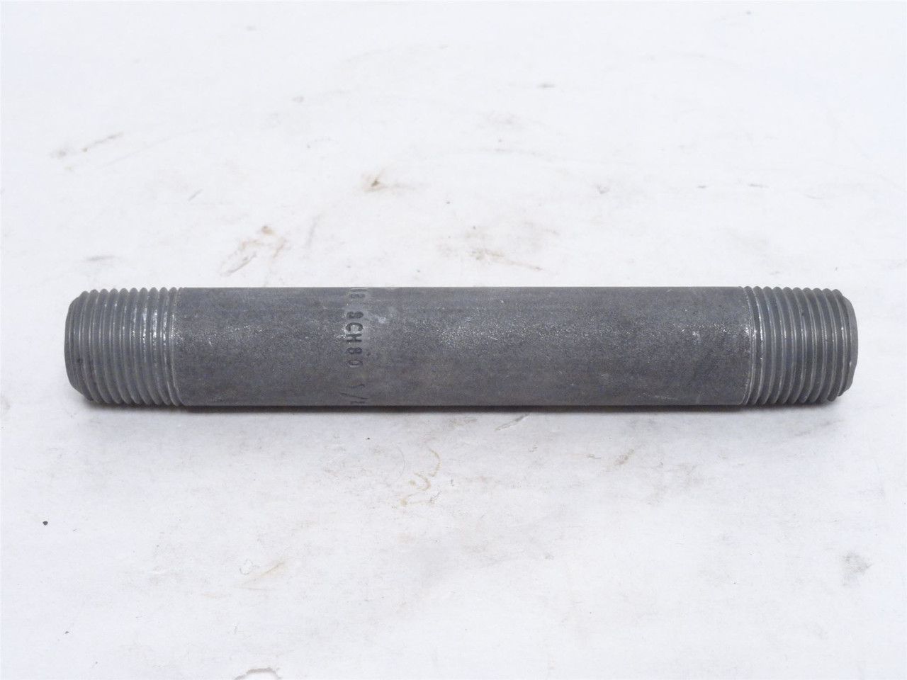 Industry-Std 1LMD1; Lot-4; Pipe Nipples; 1/2NPT; 5-1/2" Long