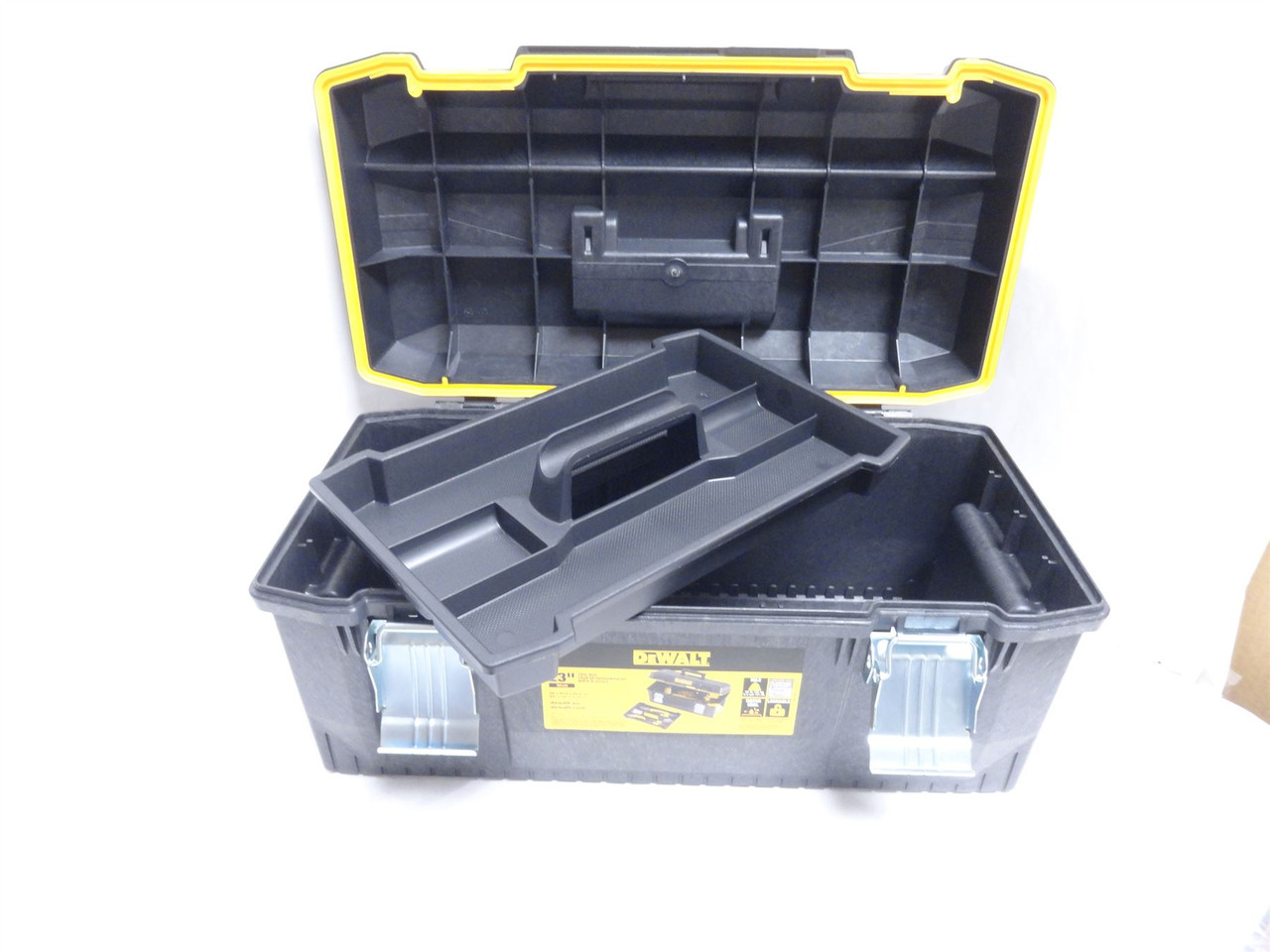 DeWALT DWST23001; Lockable Water Sealed Toolbox; 23" W/Tray