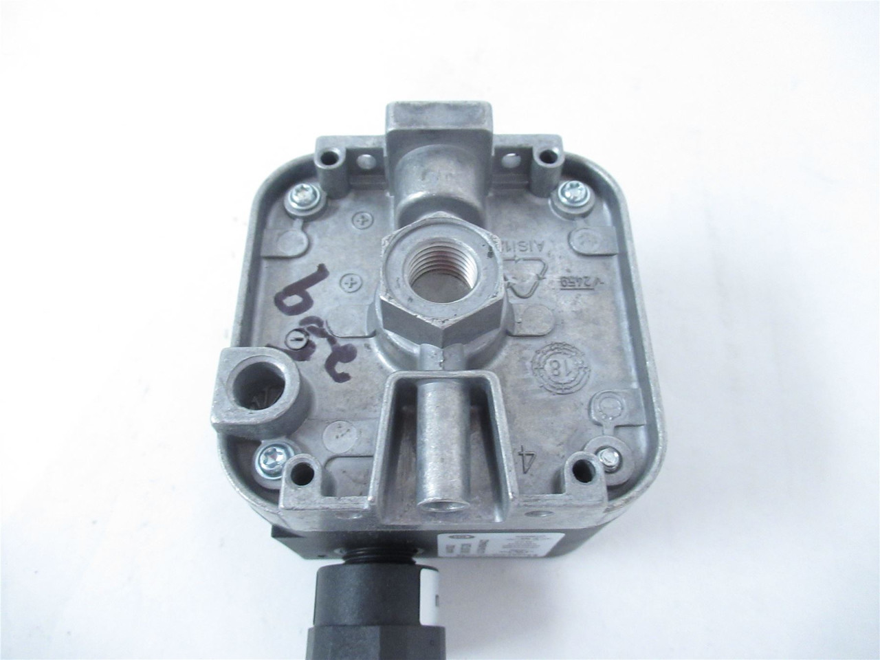 Honeywell 84447822DG50T-22N; Pressure Switch 240VAC 1/4" NPT