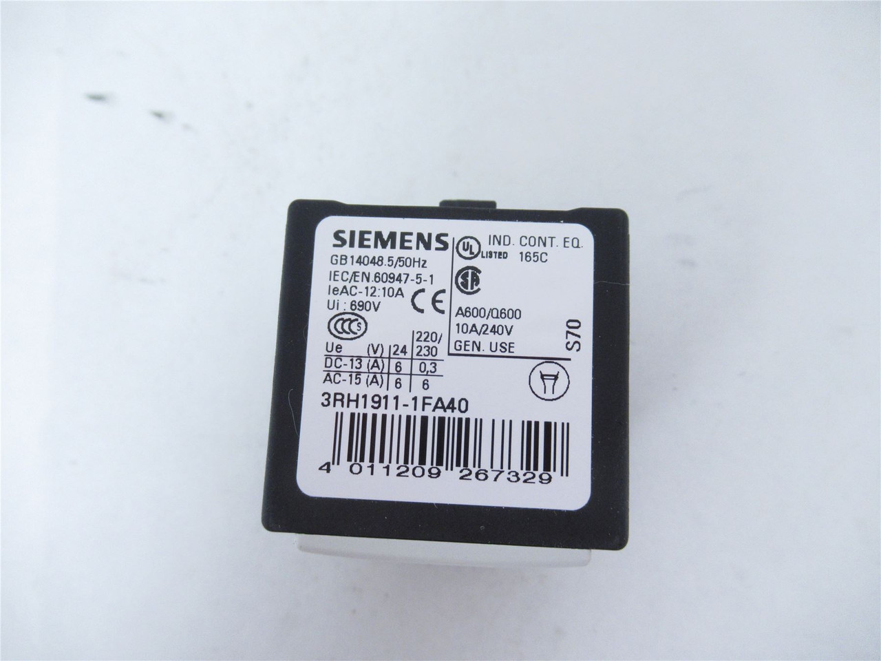 Siemens 3RH1911-1FA40; Aux Switch Block 10 AMP 240VAC
