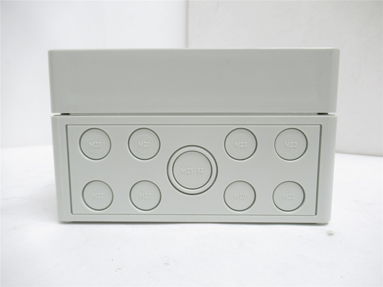 MFG- MDL-UNKN-230691; Plastic Case; 180 x 180 x 111mm