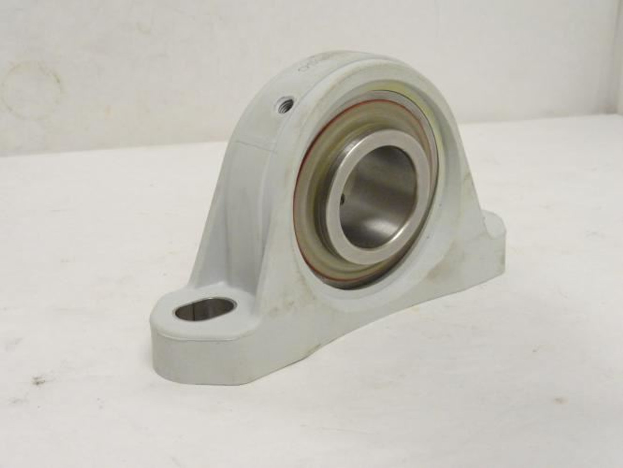 MRC CPB108SSG; Pillow Block Bearing 1-1/2 ID; NO ZERK