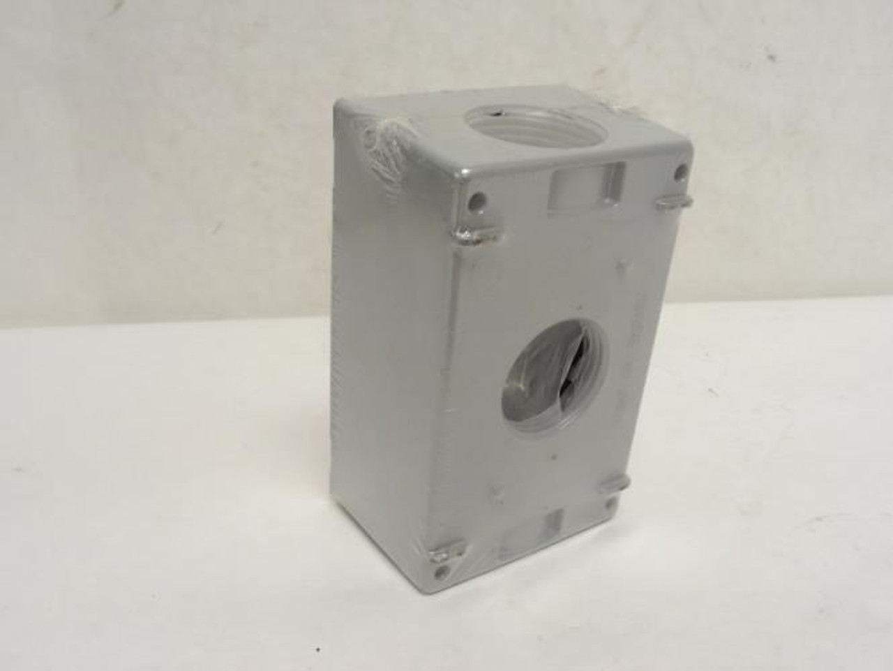 T&B T100; Steel City Weatherproof Outlet Box; Single Gang