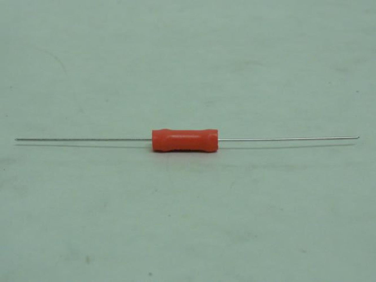 Vishay IHD1BH4R7L; Lot-5 Fixed Inductors Axial 4.7uH 15%