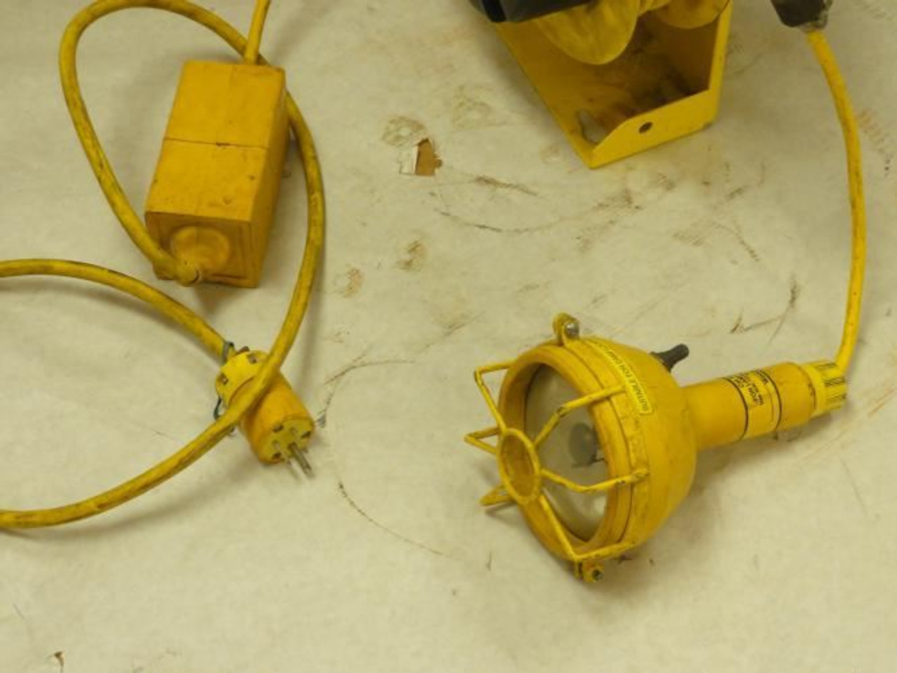 Woodhead 980-1610S; Cord Reel With Lamp; 125VAC; 7.5A
