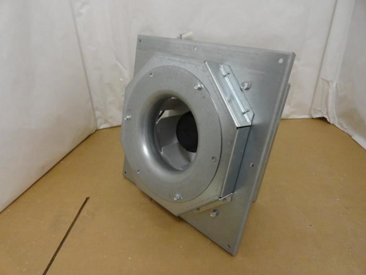 Rosenberg DKHM 250-2SB.071.4FF; Turbine Fan; 230-460VAC Rosenberg DKHM 250-2SB.071.4FF; Turbine Fan; 230-460VAC