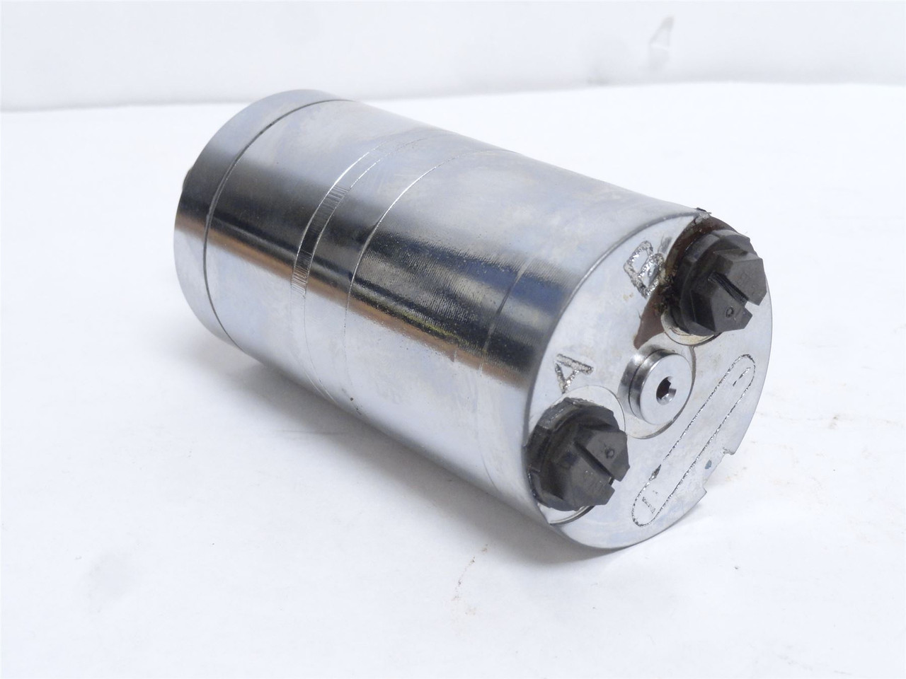 Char-Lynn BPM-100-1; Eaton Hyd Motor; Shaft: 5/8"OD x 1-1/8"L