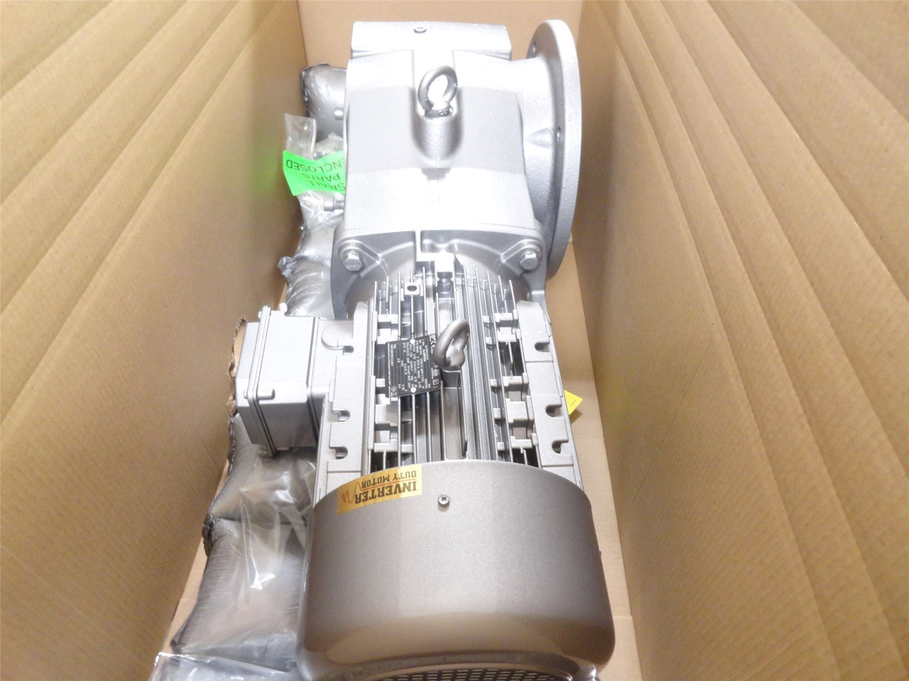 Nord SK 9042.1AFBH-132MP/4; GearMotor 10HP 47.67:1Ratio