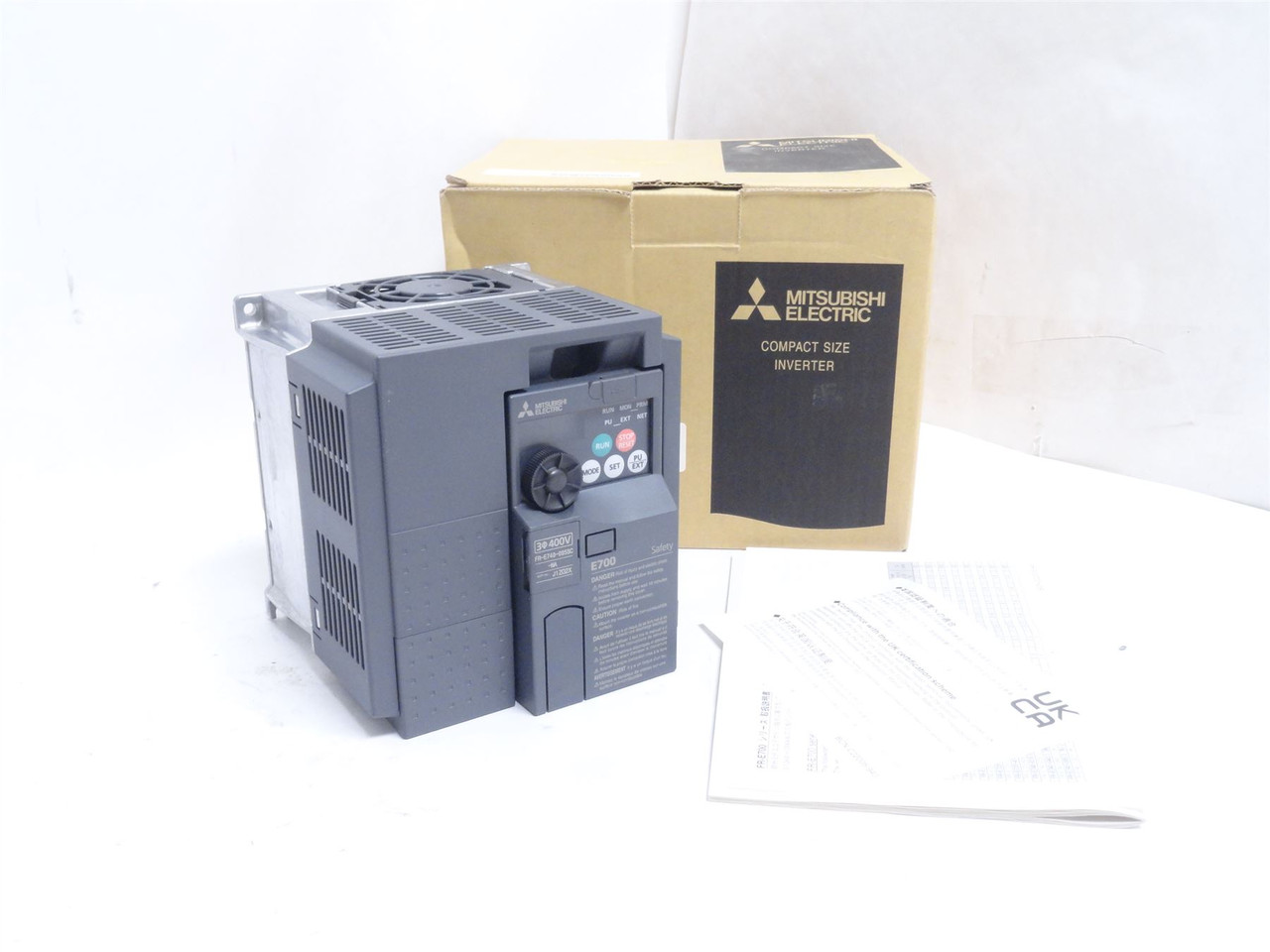 Mitsubishi FR-E740-095SC-NA; AC Drive 5HP 380-480VAC In