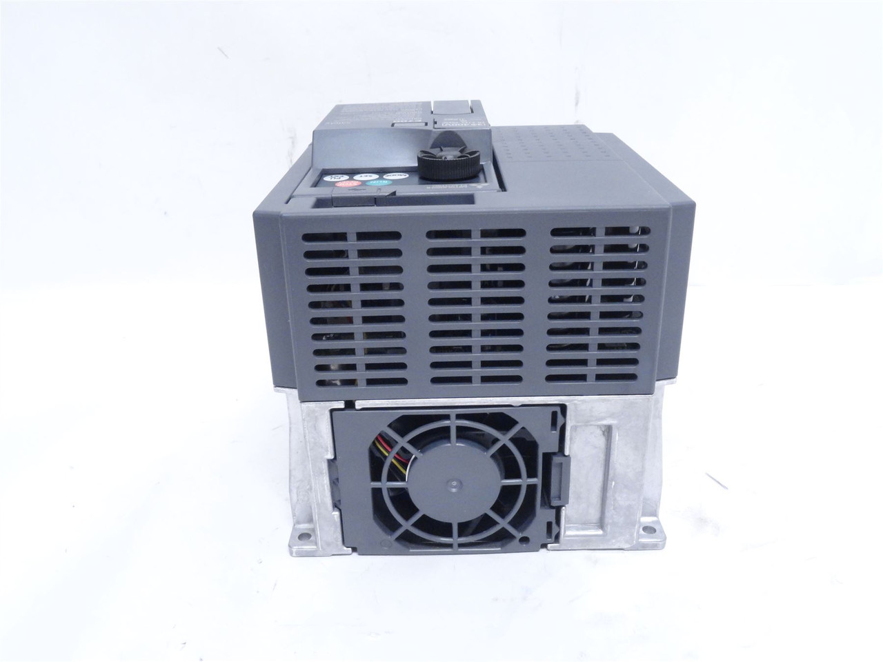 Mitsubishi FR-E740-095SC-NA; AC Drive 5HP 380-480VAC In