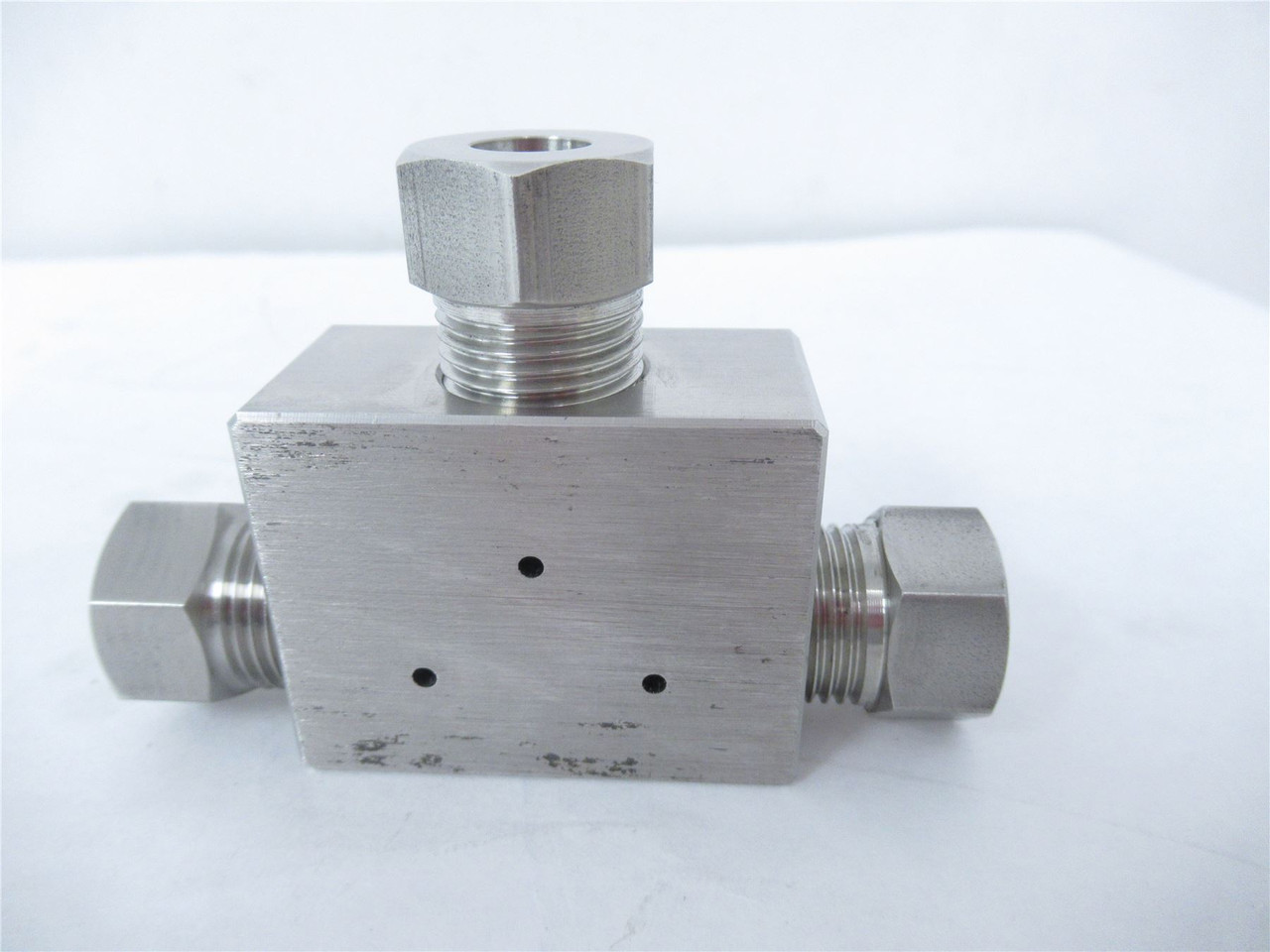 MFG 1RW66T6; High Pressure Tee 3/8" 66K PSI SS