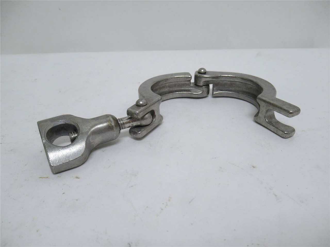 MFG- 13MHHM100-150; Lot-10 Single Pin Clamps; 1-1.5"; SS; Mixed MFG MFG- 13MHHM100-150; Lot-10 Single Pin Clamps; 1-1.5"; SS; Mixed MFG