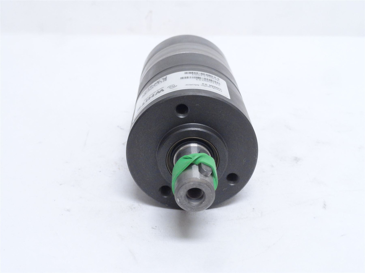 White OMM-32; Hydraulic Motor 151G0033 630RPM G 3/8 BSP White OMM-32; Hydraulic Motor 151G0033 630RPM G 3/8 BSP